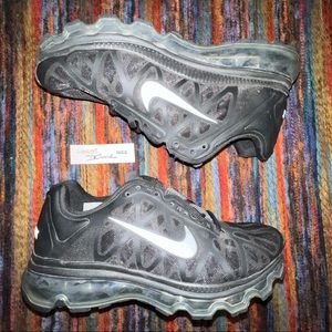 429890–001 Nike Airmax 2011 size 7.5 women’s size 6y